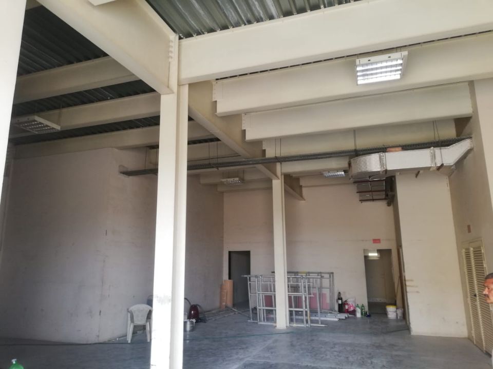 30,000 Sqft Independent Warehouse with Mezzanine Floor Office for rent in Al quoz 30,000 Sqft Independent Warehouse with Mezzanine Floor Office for rent in Al quoz  | RGEstate UAE