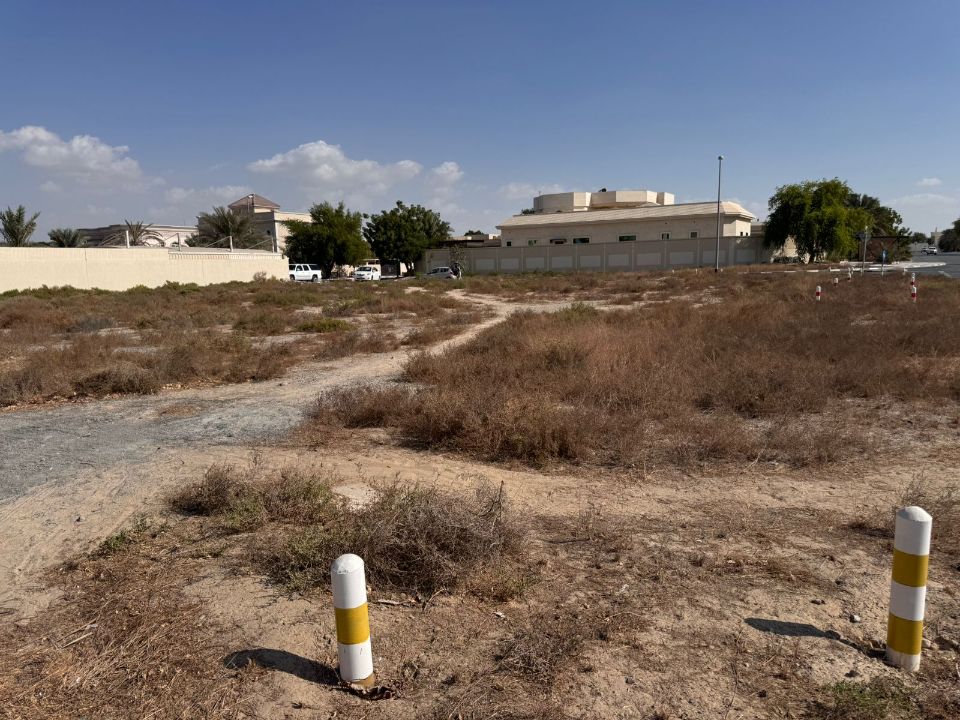 Freehold 17,000 Sqft Villa Plot For Sale In Al Mizhar 1 Freehold 17,000 Sqft Villa Plot For Sale In Al Mizhar 1  | RGEstate UAE