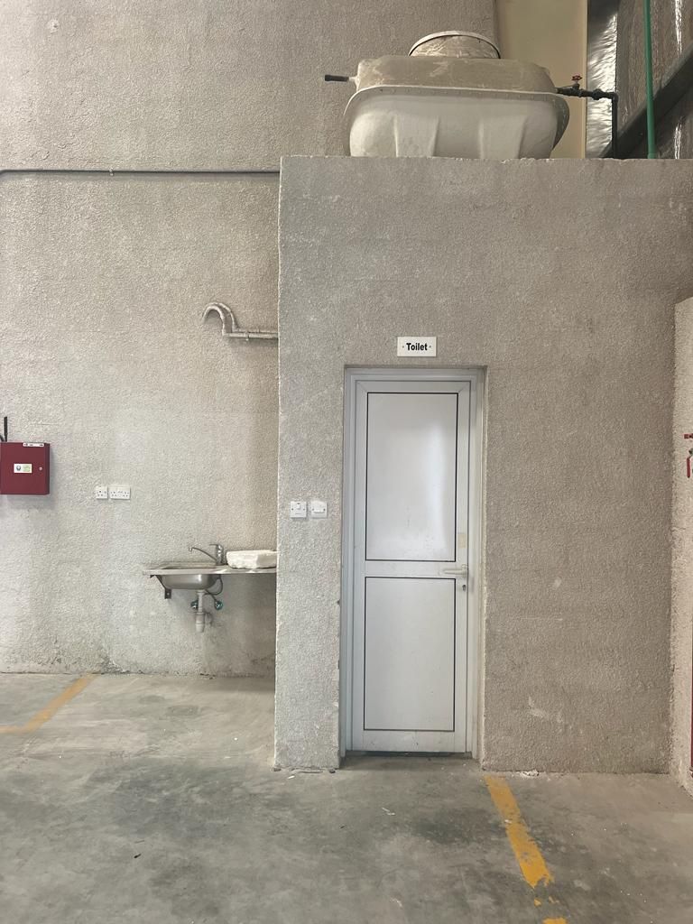 13,500 Sqft Warehouse for Sale in Al Quoz Industrial Area 13,500 Sqft Warehouse for Sale in Al Quoz Industrial Area  | RGEstate UAE